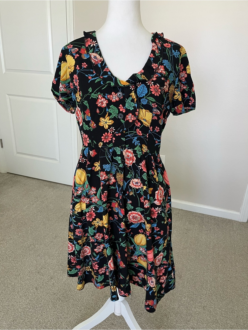 Like New Anthropologie x Maeve Black Floral Mini Dress Size 6